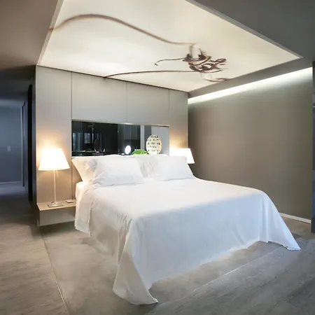 The Vine Hotel